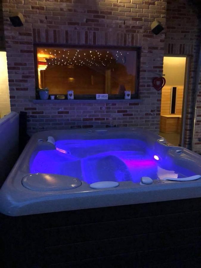 Luxe Wellness B&B Tim Torfs ***** Beringen Luaran gambar
